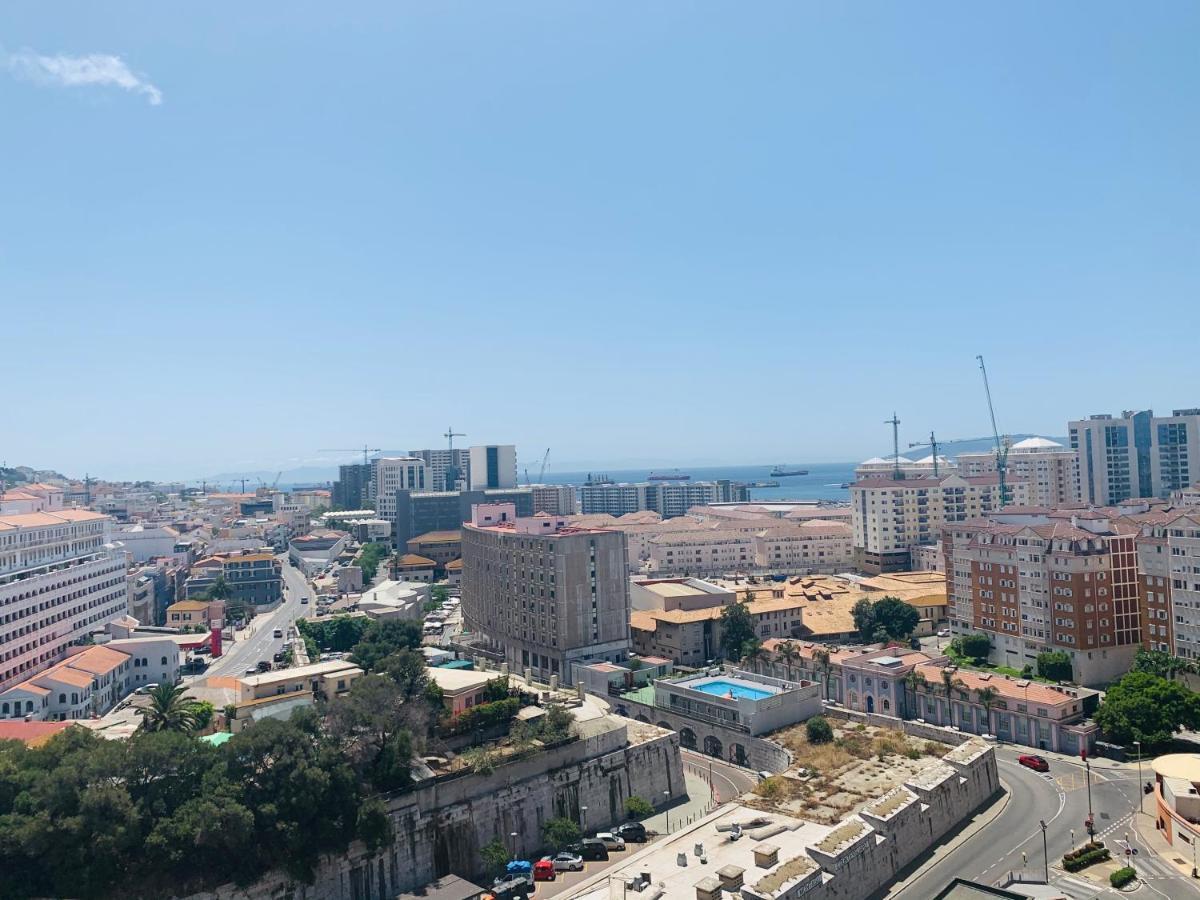 Apartmán Luxe Studio Seconds From The Marina And City Centre Gibraltar Exteriér fotografie